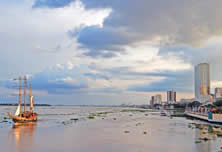 Malecon 2000